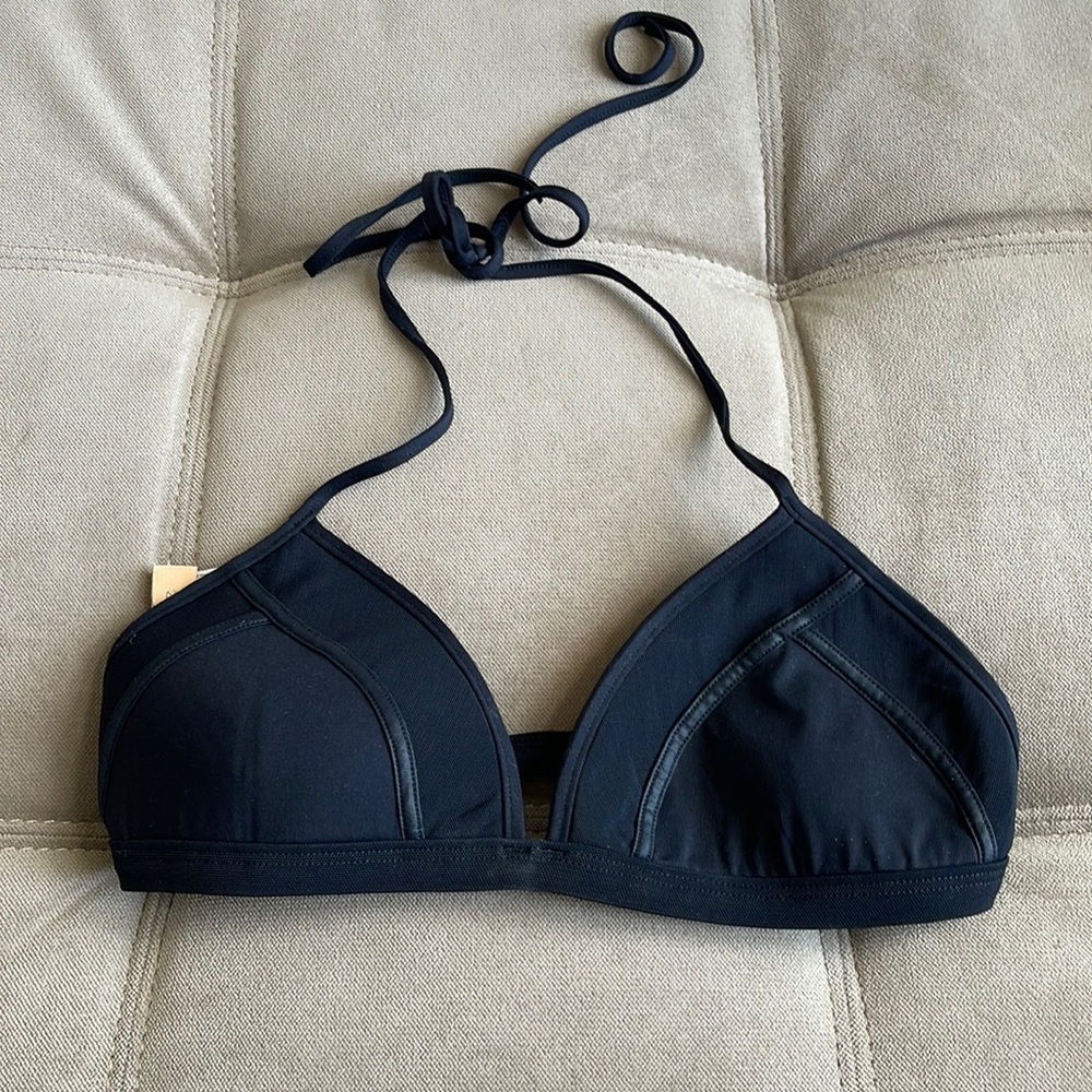 BOND-EYE AUSTRALIA BLACK BATHING SUIT TOP
